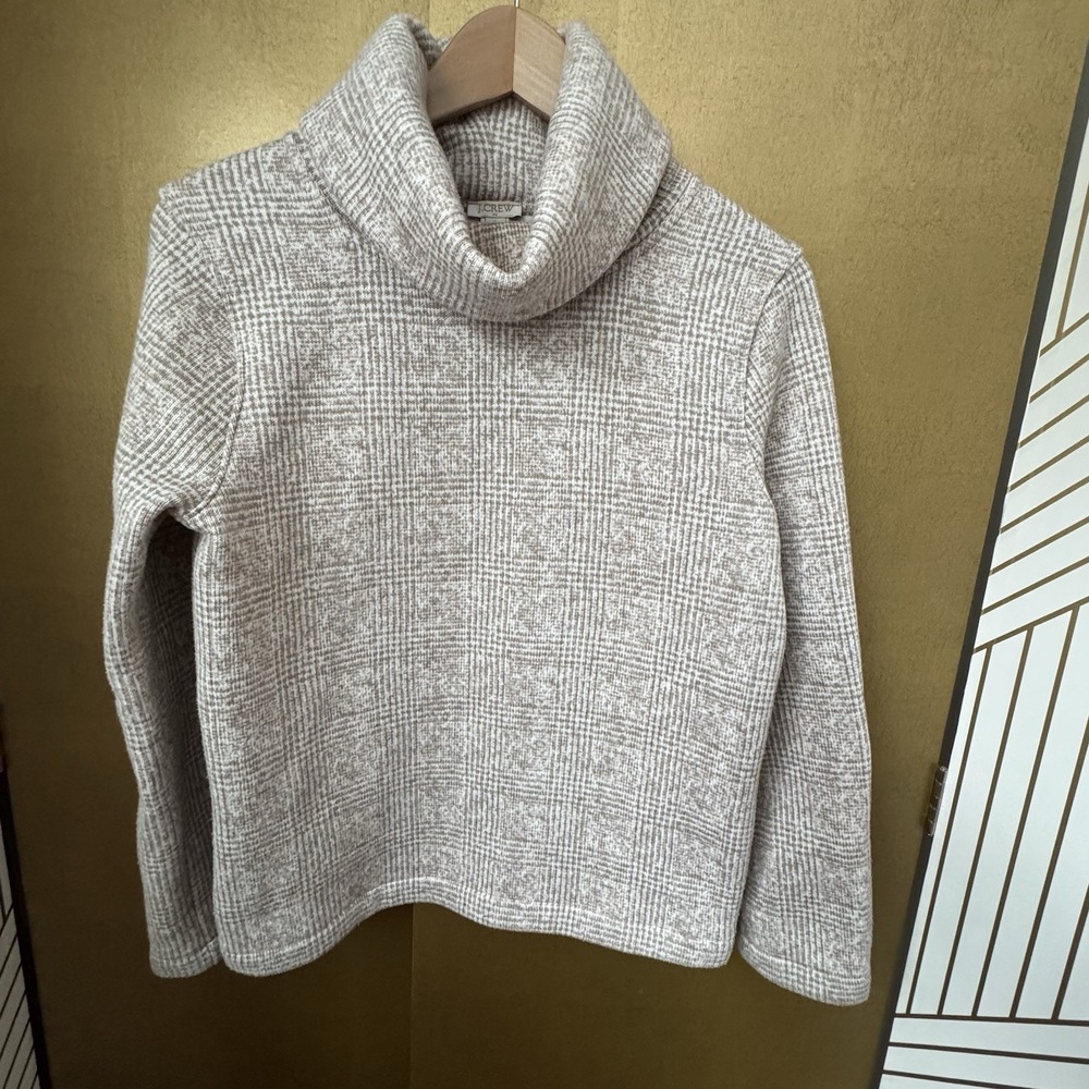 J Crew Size Small Beige Plaid Pullover Turtleneck Fleece Cowl Minimalist Capsule